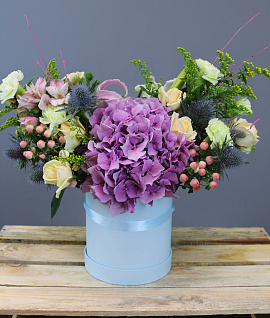 Букет в шляпной коробке BOX BLUE
